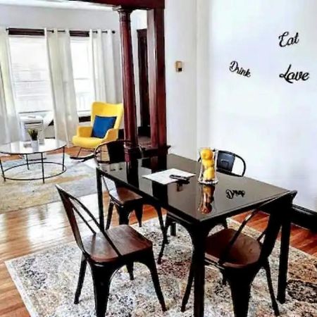 Вилла Lovely! Near Cleve Clinic/Uh/Cwru/Dwntwn W/Porch Кливленд Экстерьер фото