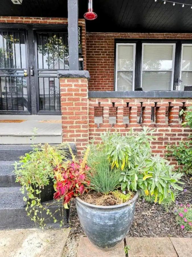 Вилла Lovely! Near Cleve Clinic/Uh/Cwru/Dwntwn W/Porch Кливленд Экстерьер фото