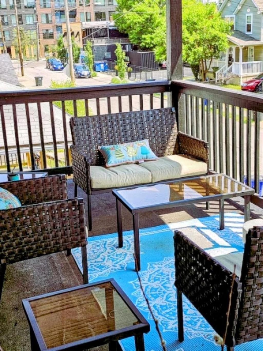 Вилла Lovely! Near Cleve Clinic/Uh/Cwru/Dwntwn W/Porch Кливленд Экстерьер фото