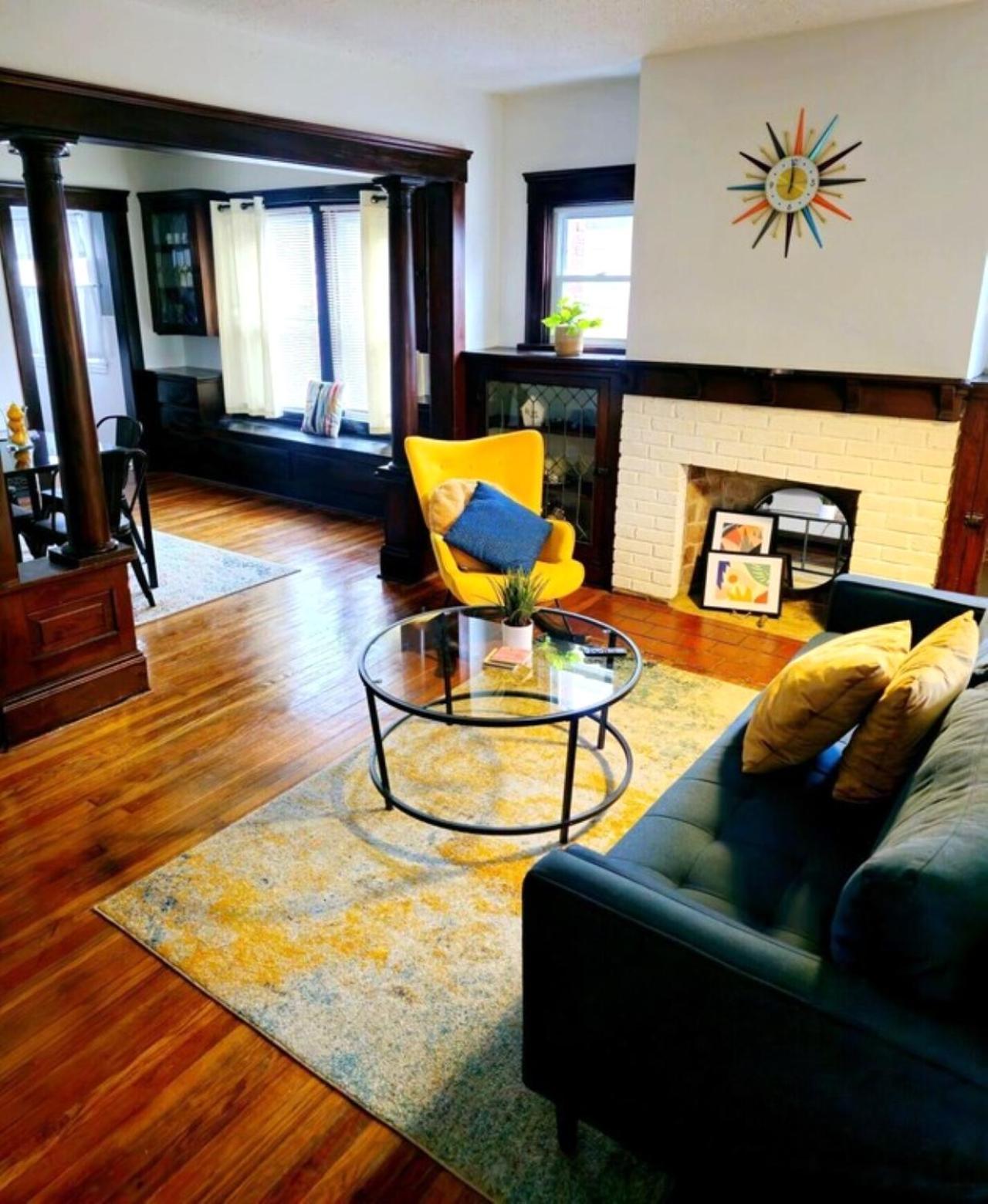 Вилла Lovely! Near Cleve Clinic/Uh/Cwru/Dwntwn W/Porch Кливленд Экстерьер фото